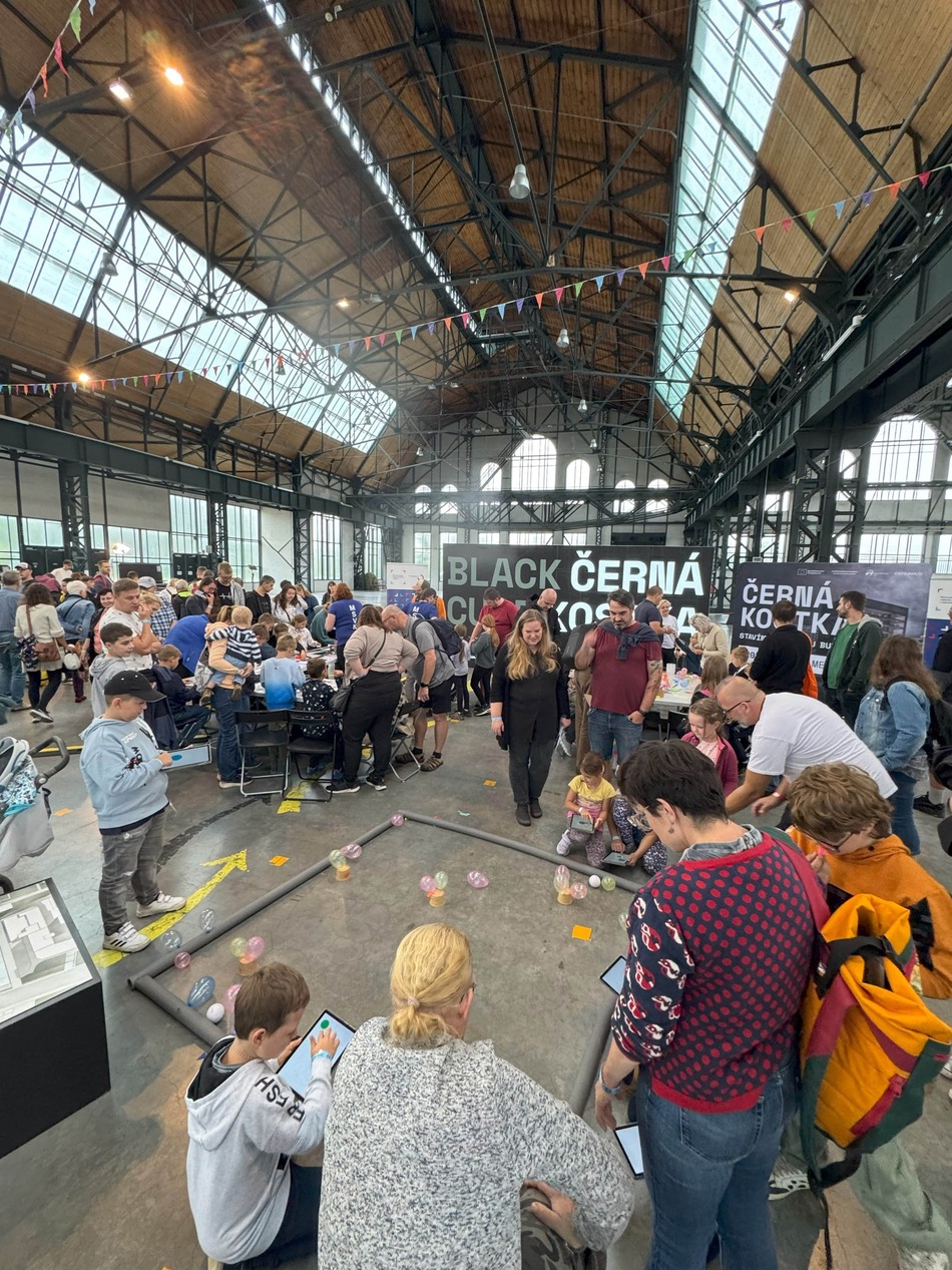 roboti v aréně hra